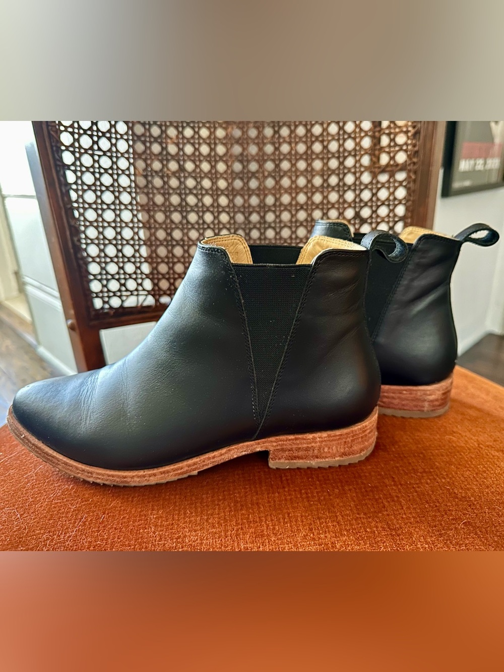 NISOLO eva everyday chelsea boots women size 8 black leather